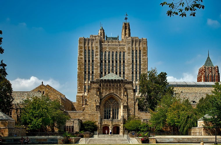 南充电子工业学校各专业怎么收费 南充电子工业学校各专业怎么收费